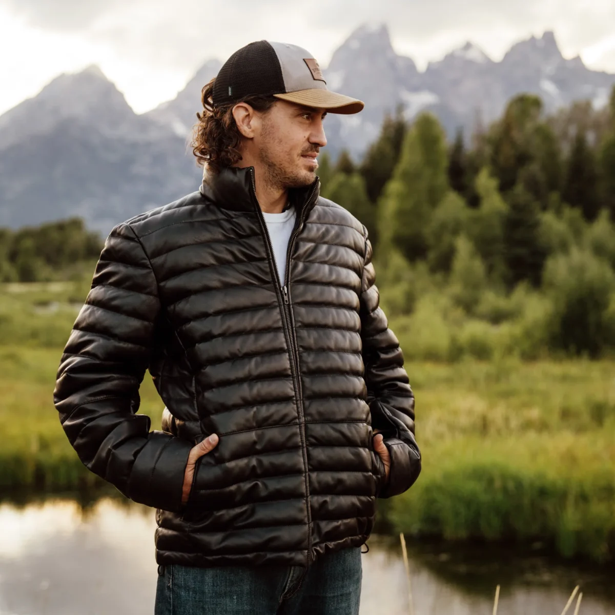 bridger-leather-puffy-jacket-black-lifestyle-3_2000x
